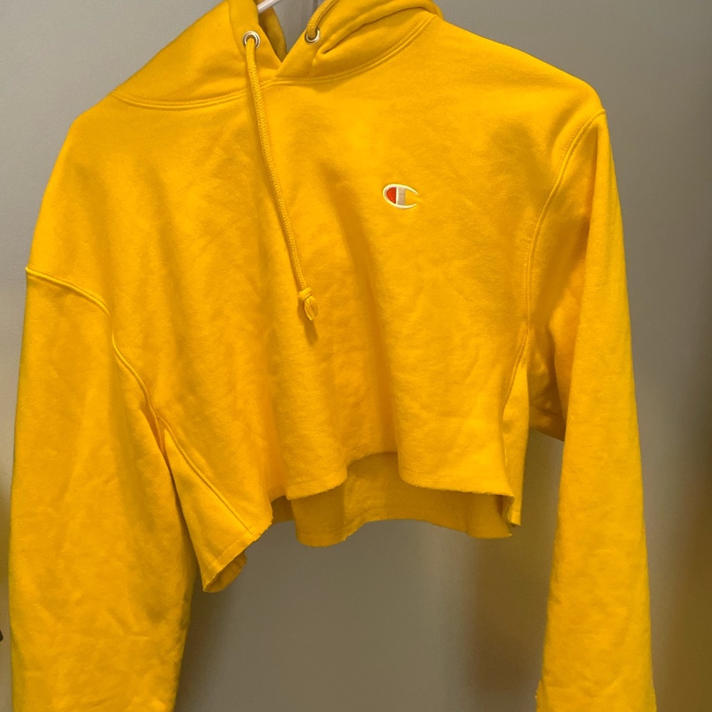 Cropped Yellow Champion Hoodie
